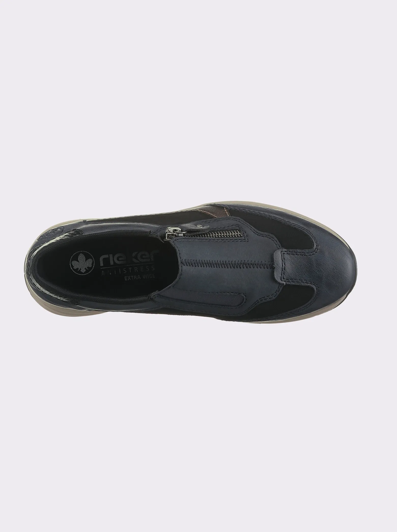 Slipper für kräftige Füße