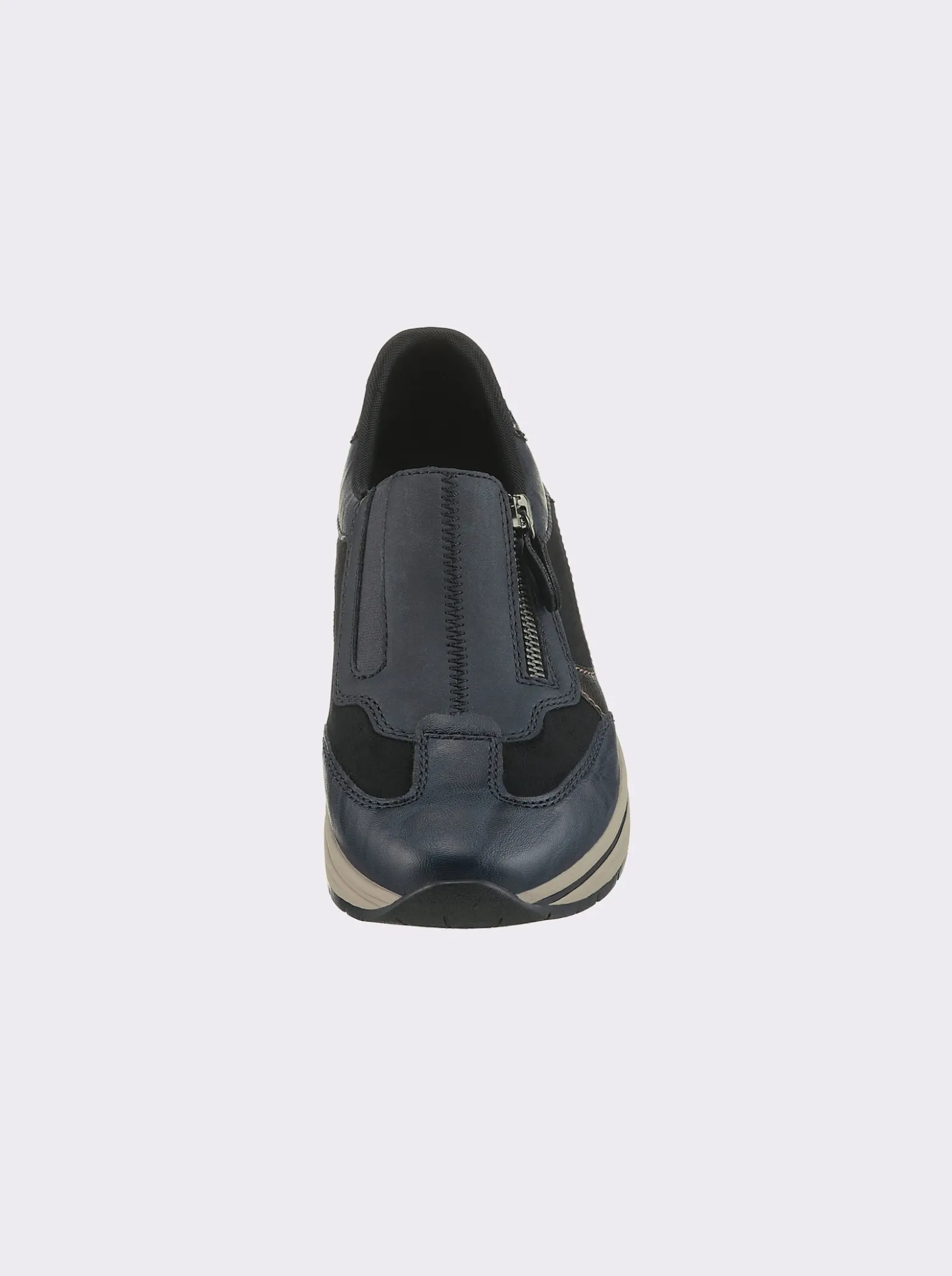 Slipper für kräftige Füße