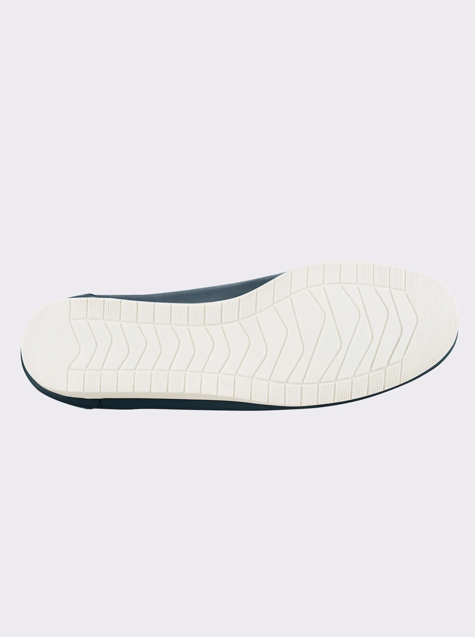 Slipper in Mokassin-Machart