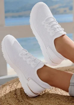 Sneaker