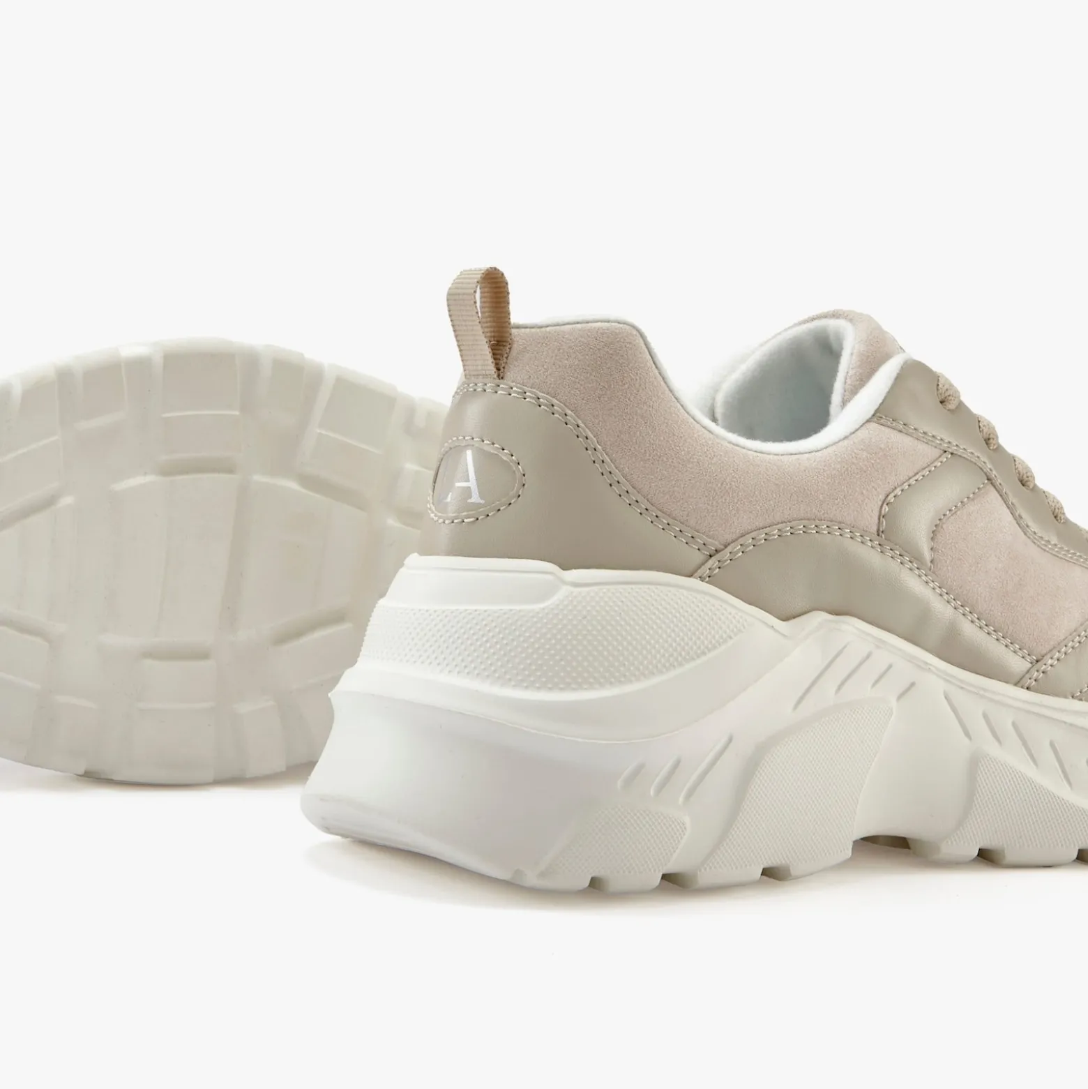Sneaker