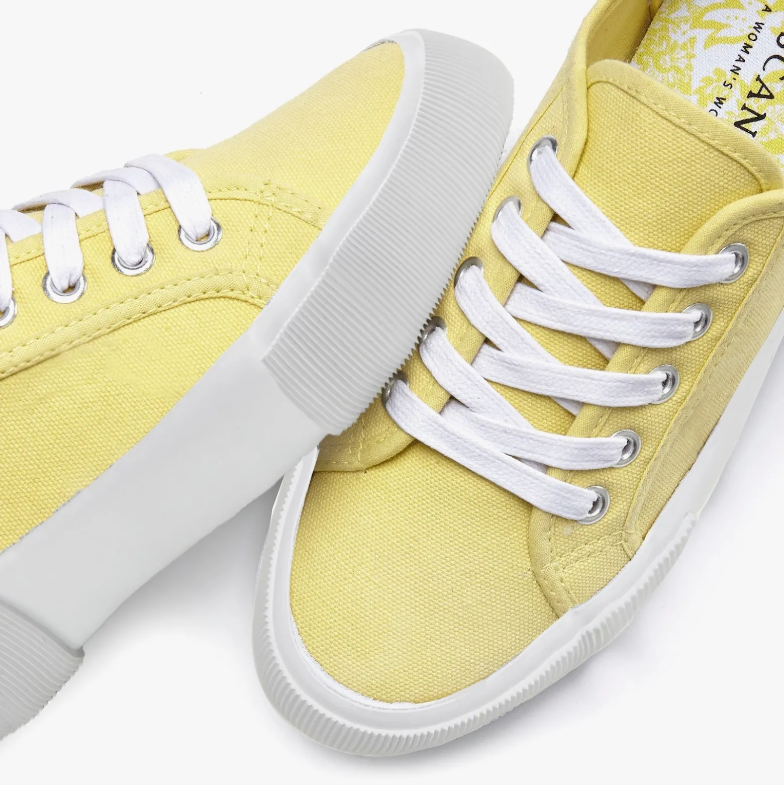 Sneaker