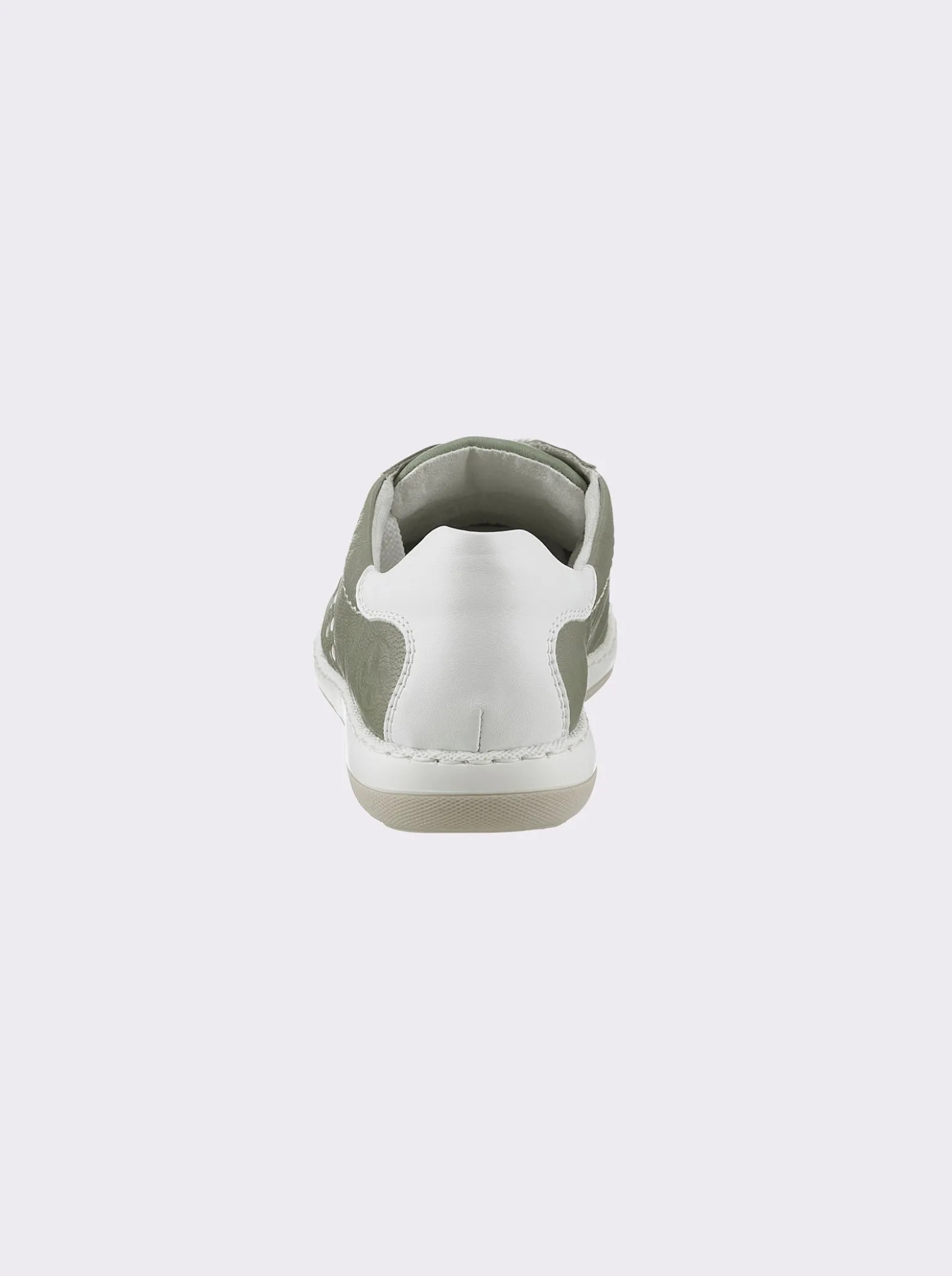 Sneaker für kräftige Füße