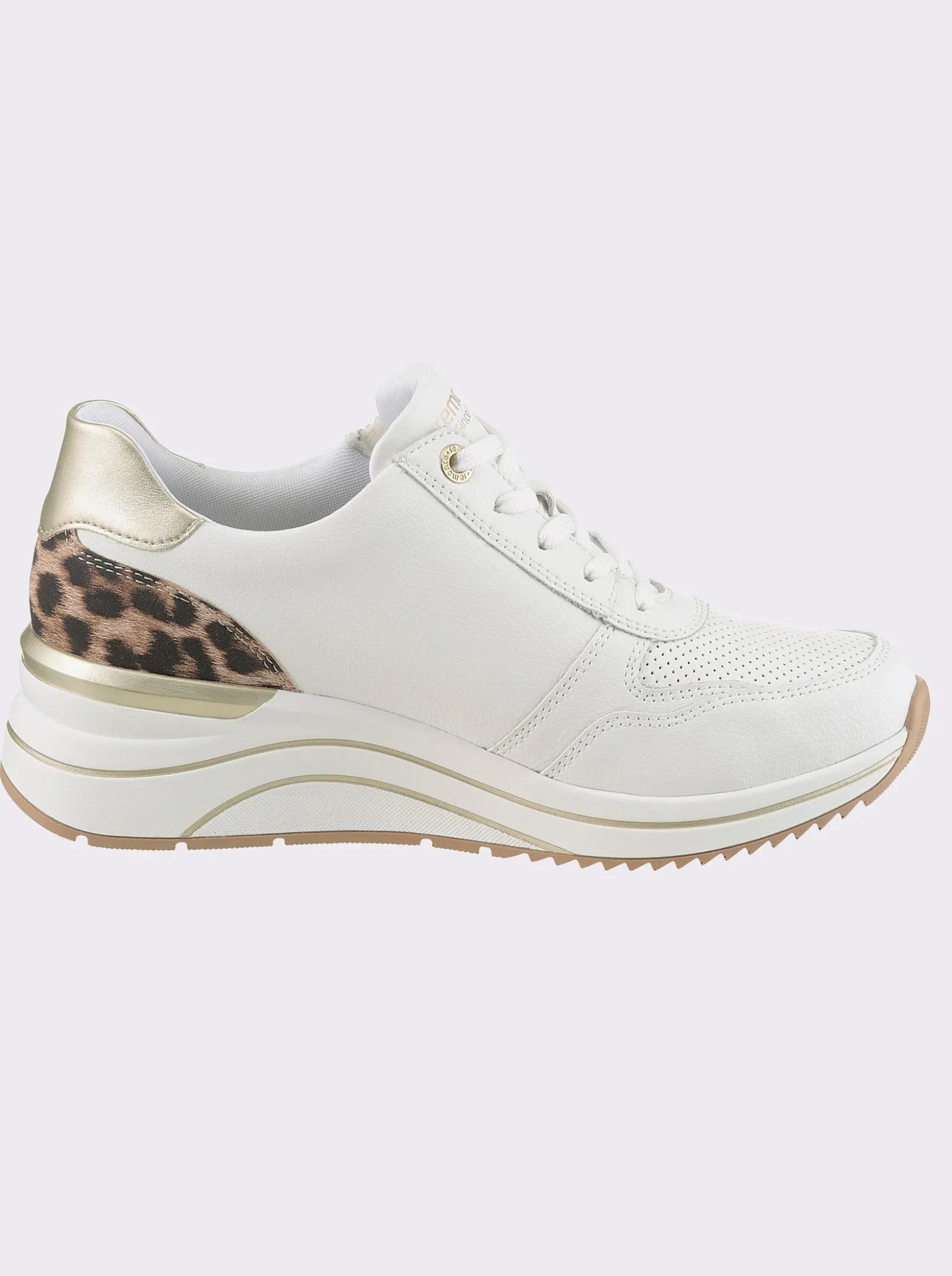 Sneaker für kräftige Füße