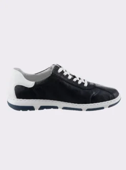 Sneaker für kräftige Füße