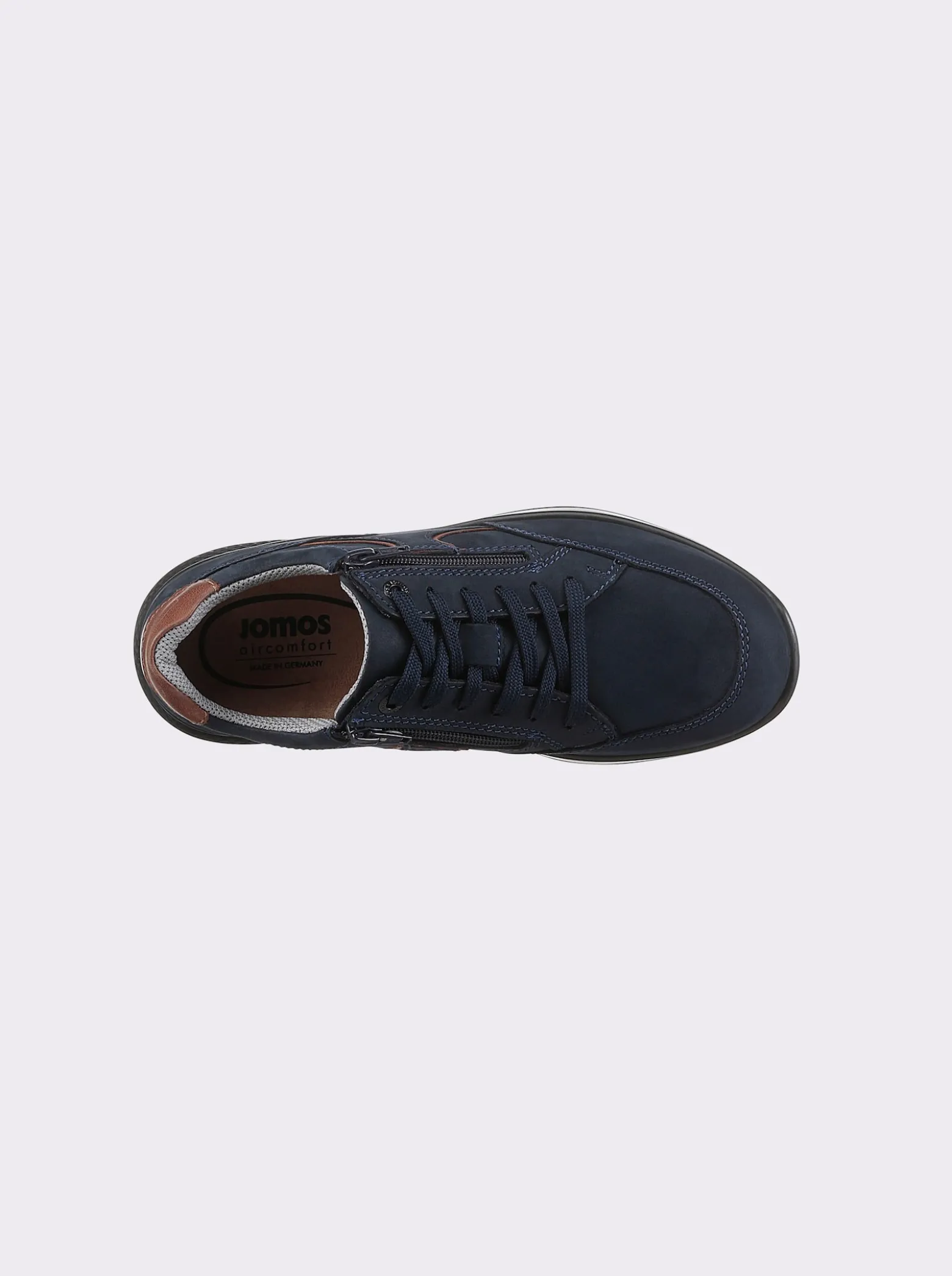 Sneaker für sehr kräftige Füße