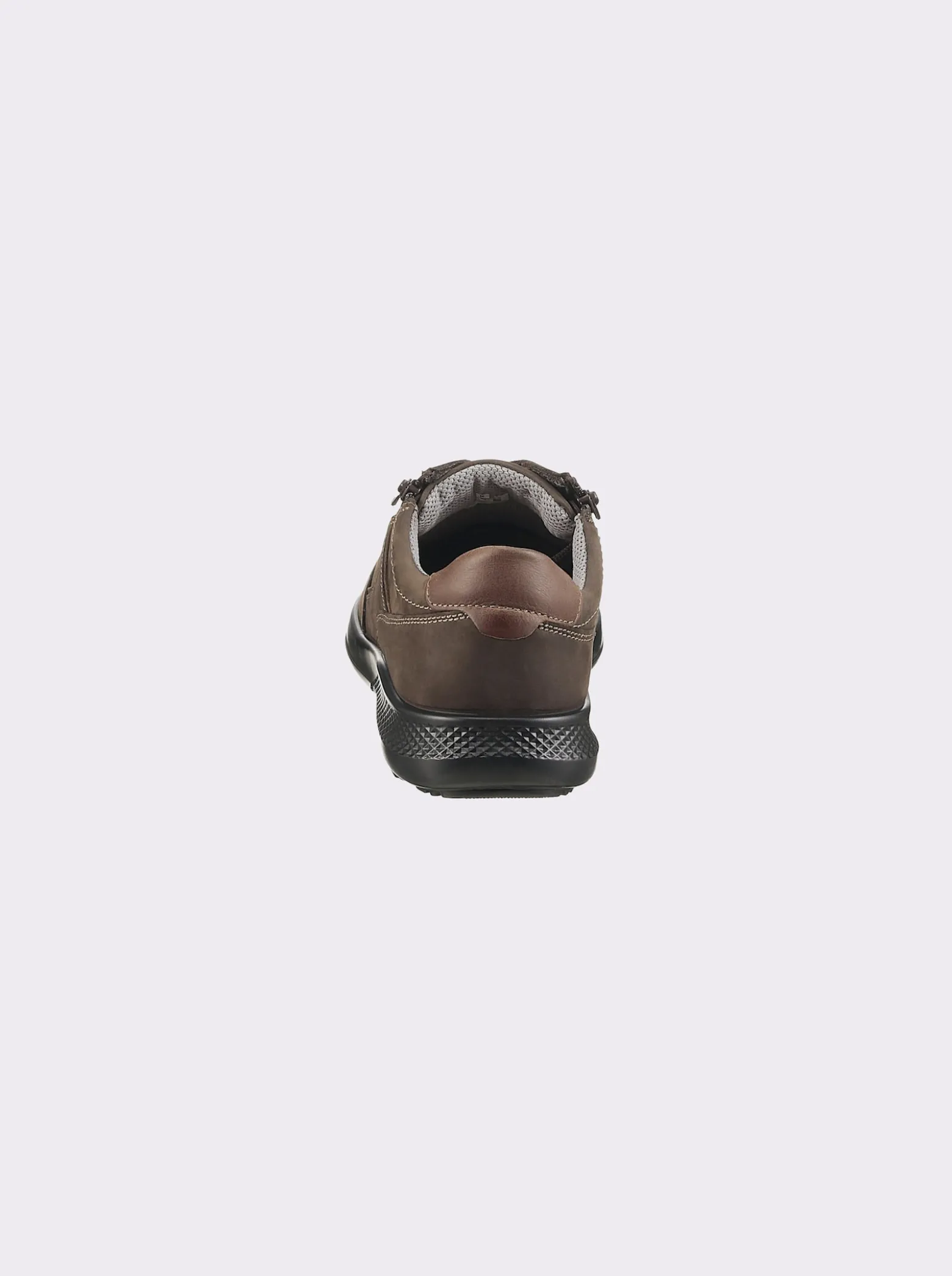 Sneaker für sehr kräftige Füße