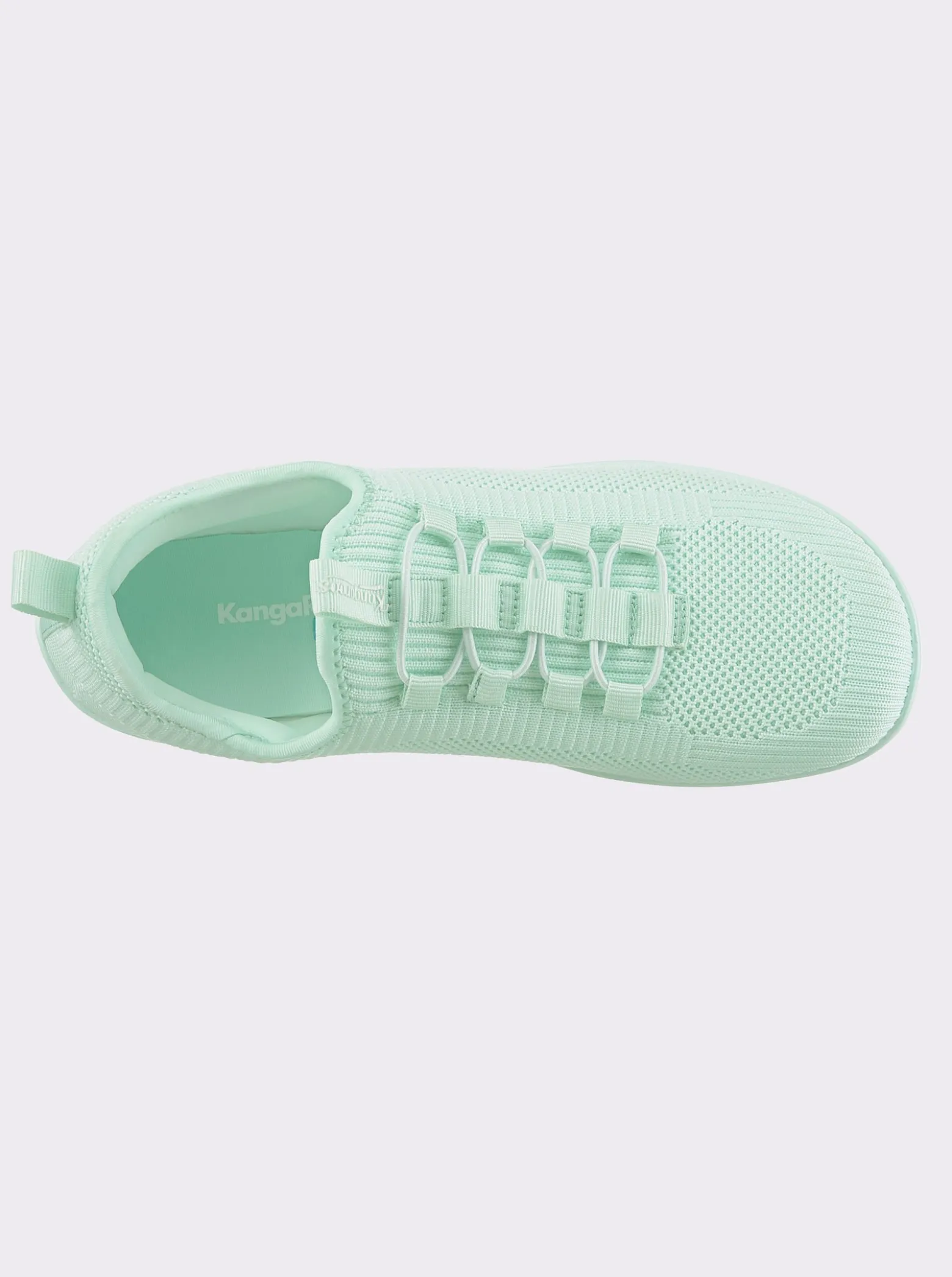 Sneaker mit flacher Gummi-Laufsohle