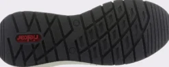 Sneaker mit Wechselfußbett