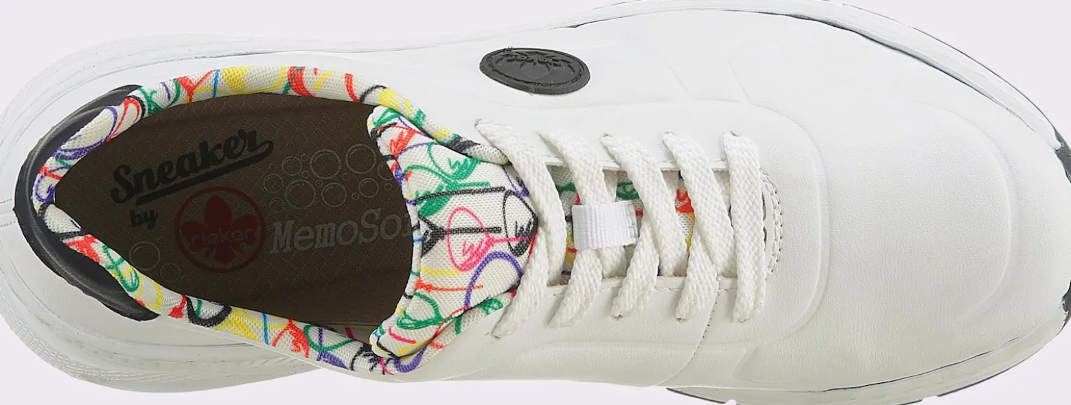 Sneaker mit Wechselfußbett