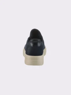 Sneaker zum einfachen Reinschlüpfen