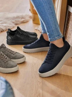 Sneaker zum einfachen Reinschlüpfen