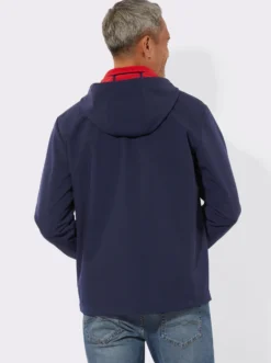 Softshelljacke mit Kapuze