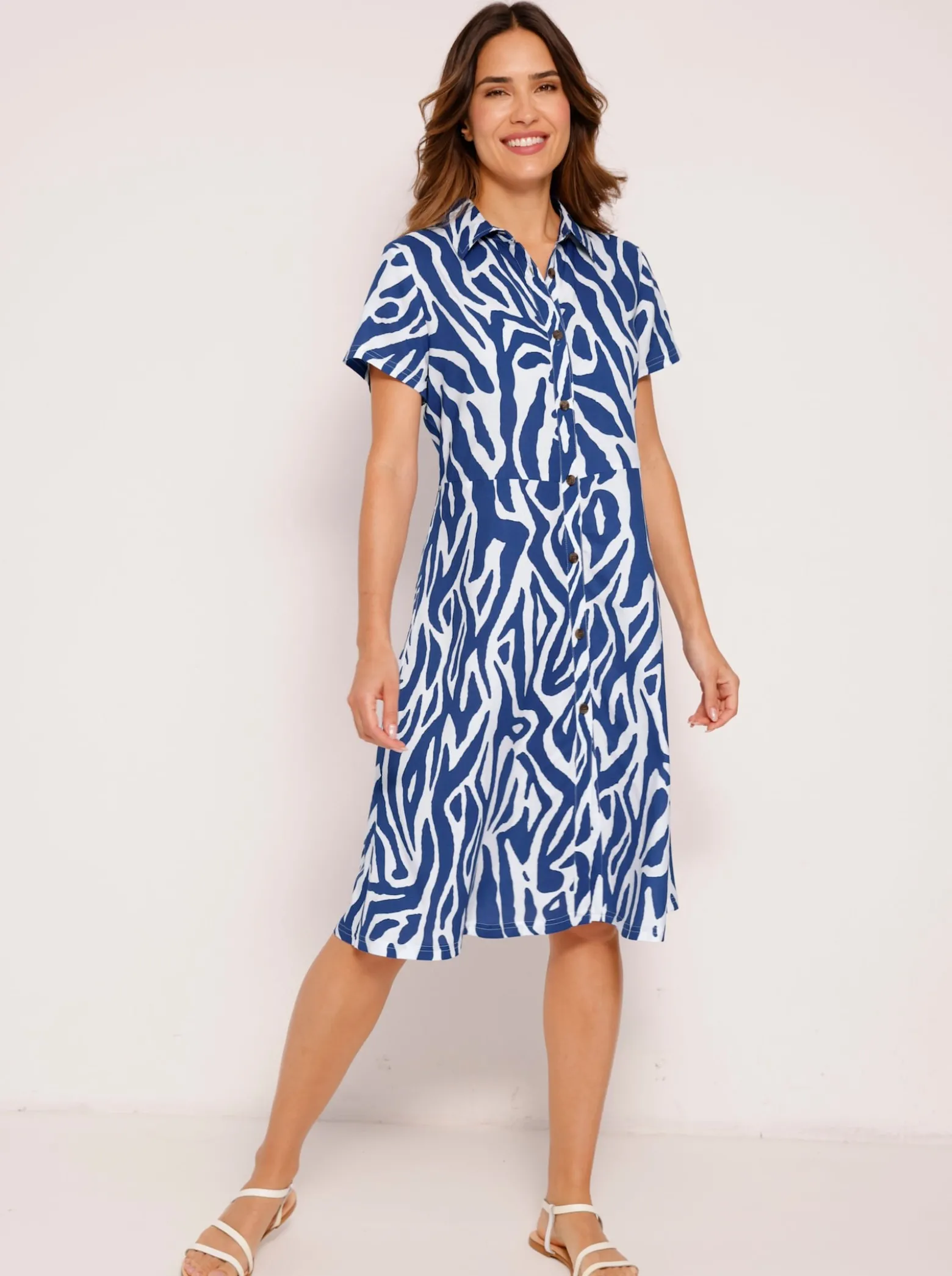 Sommerkleid im Animal-Dessin