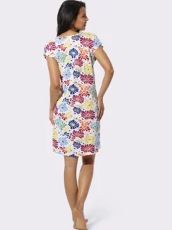 Sommerkleid im Blumen-Dessin
