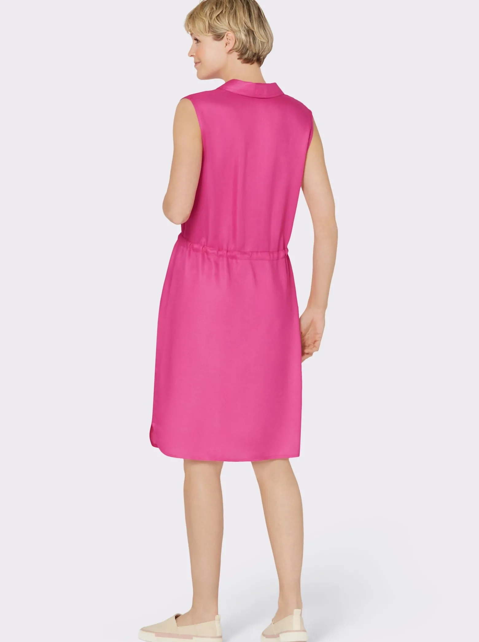 Sommerkleid mit Tunnelzug in der Taille