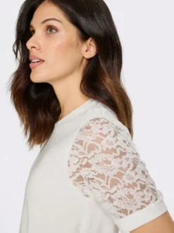 Spitzenshirt mit Puffärmeln