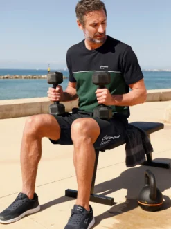 Sporthose aus leichter Microfaser-Qualität