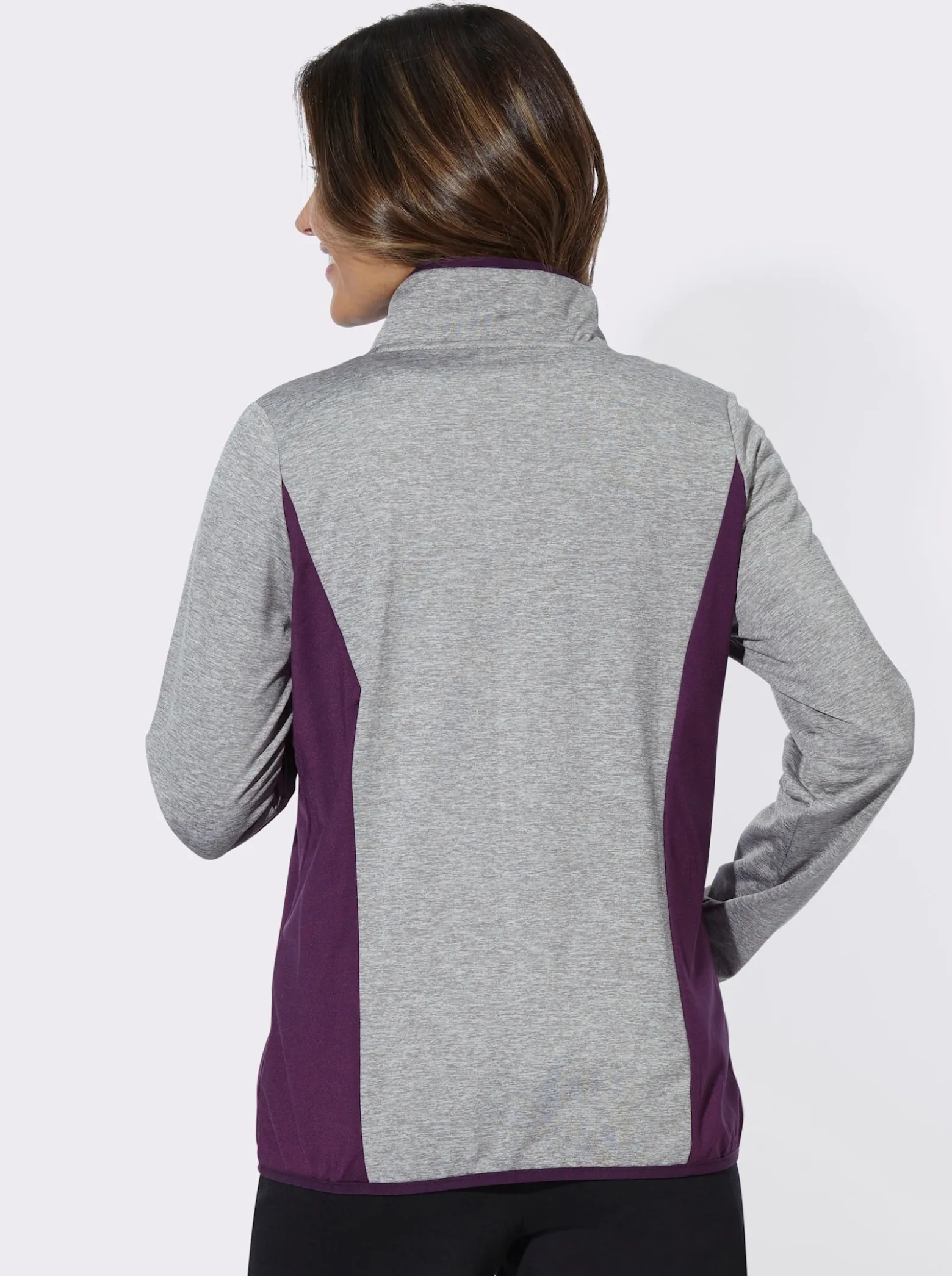 Sportjacke mit kontrastfarbenen Einsätzen