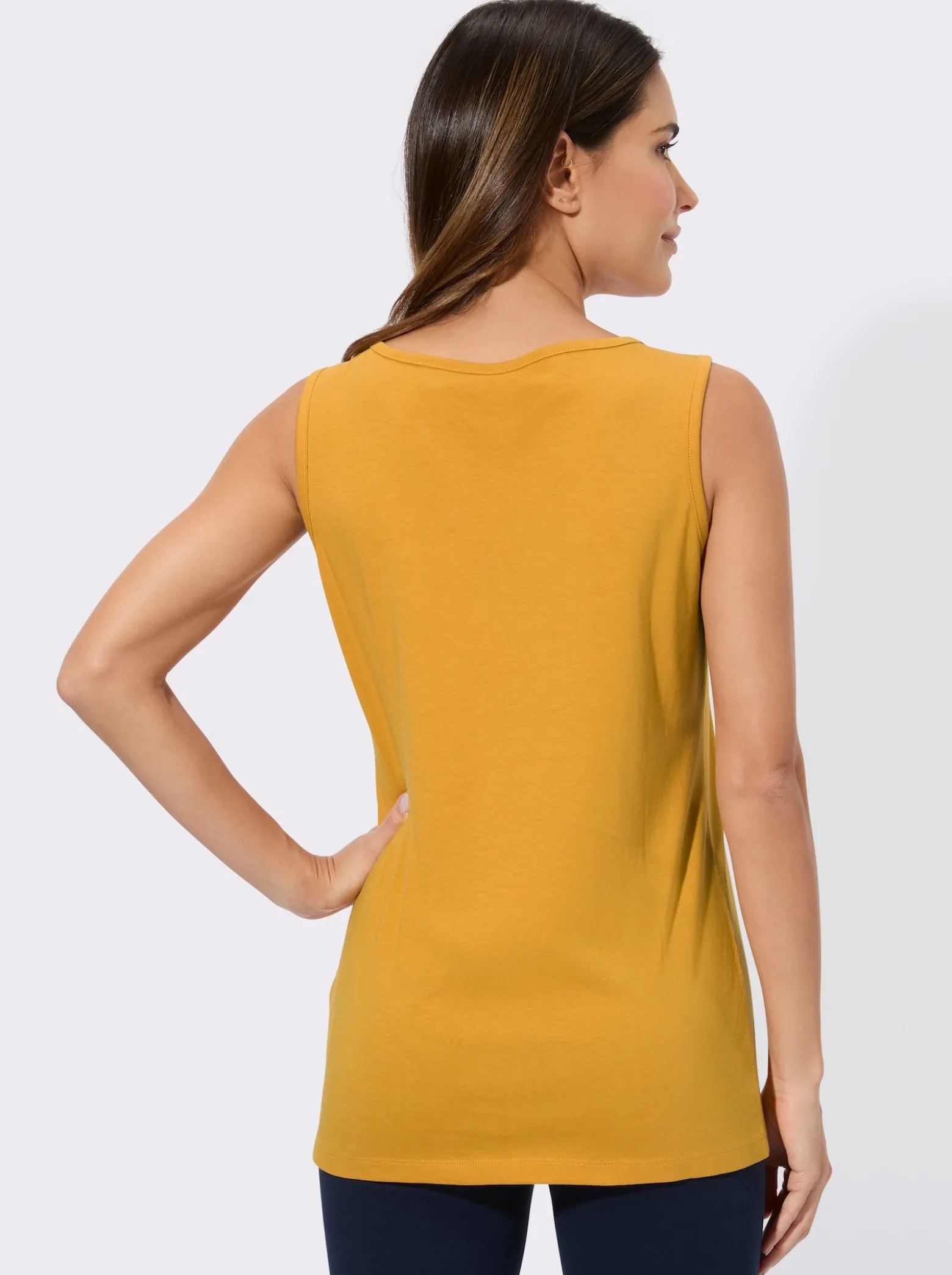 Sporttop mit Blüten-Motiven