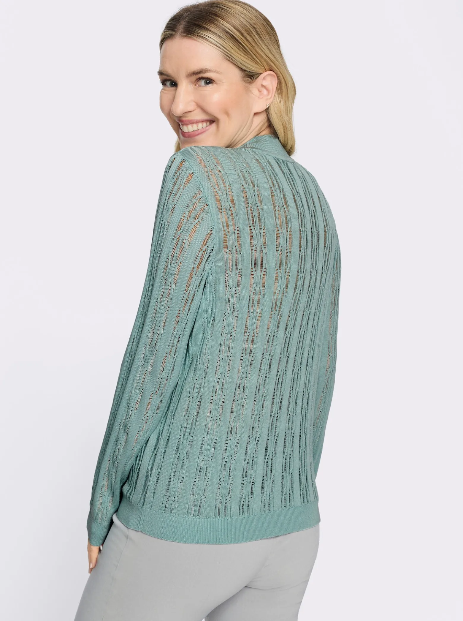 Stehkragenpullover mit Einstrickmuster