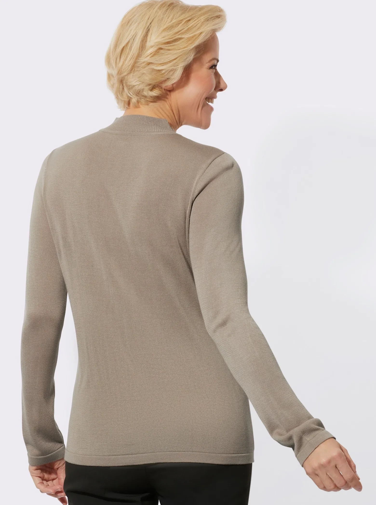 Stehkragenpullover mit floralem Intarsienmuster