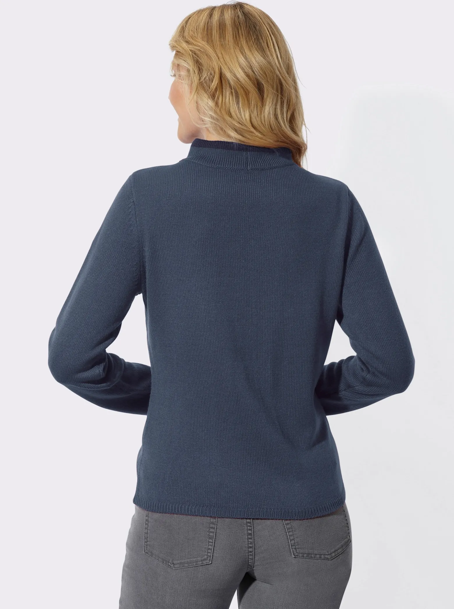 Stehkragenpullover mit Kontrast-Akzenten