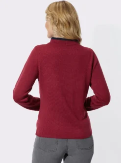 Stehkragenpullover mit Kontrast-Akzenten