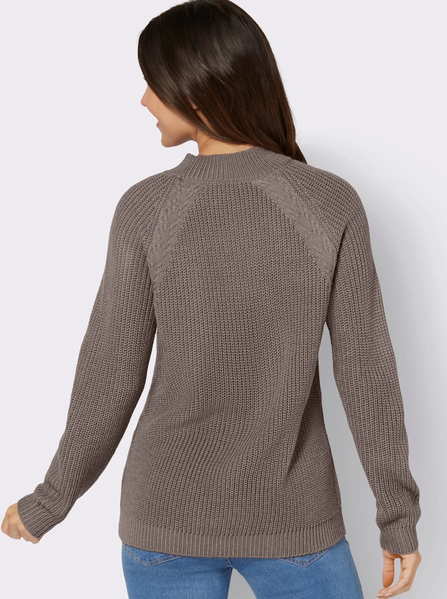 Stehkragenpullover mit Raglan-Ärmeln