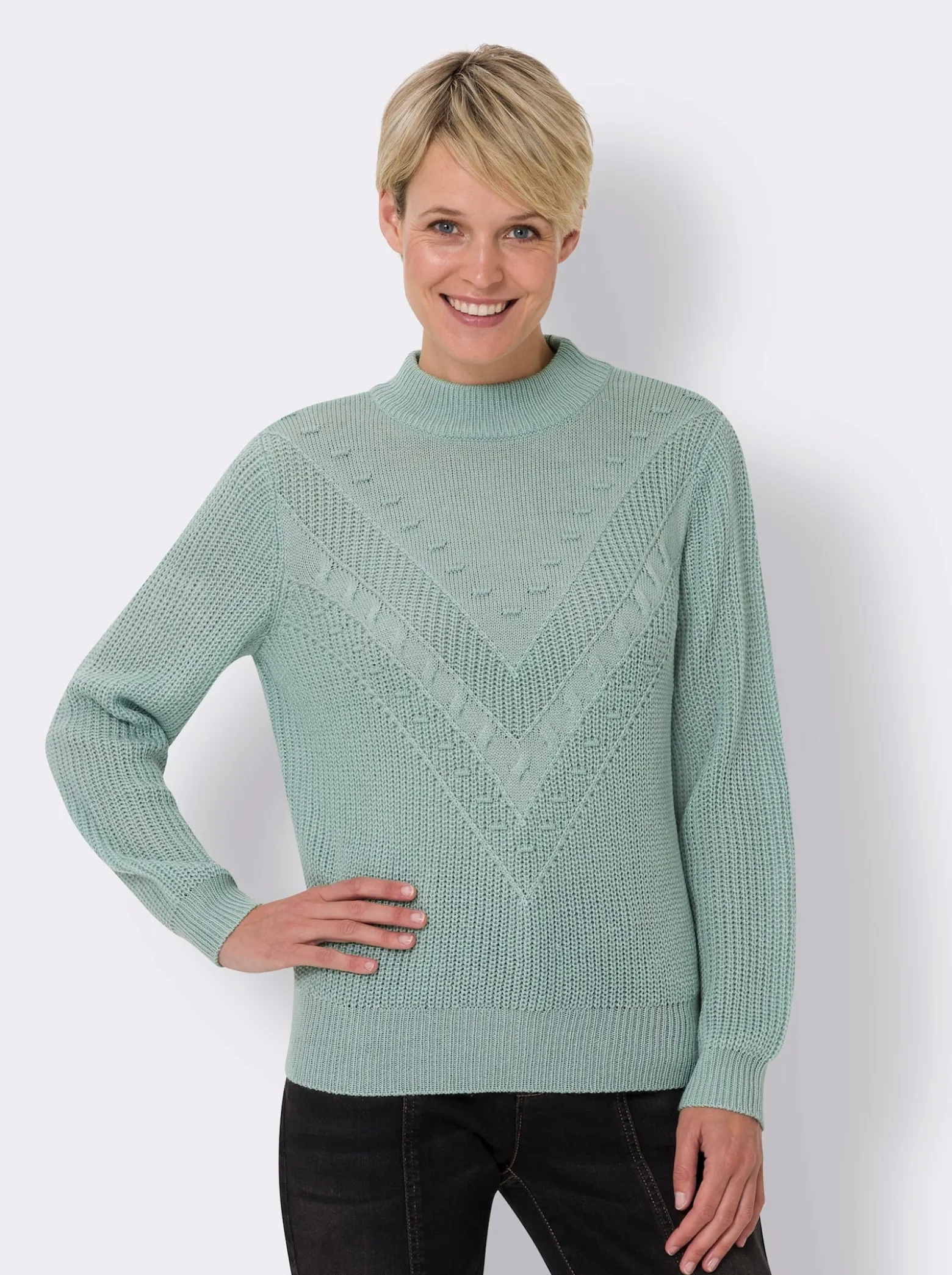Stehkragenpullover mit Strickmuster vorne