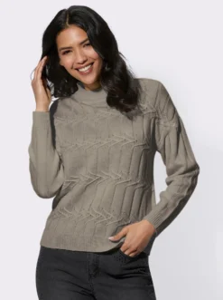 Stehkragenpullover mit Strickmuster
