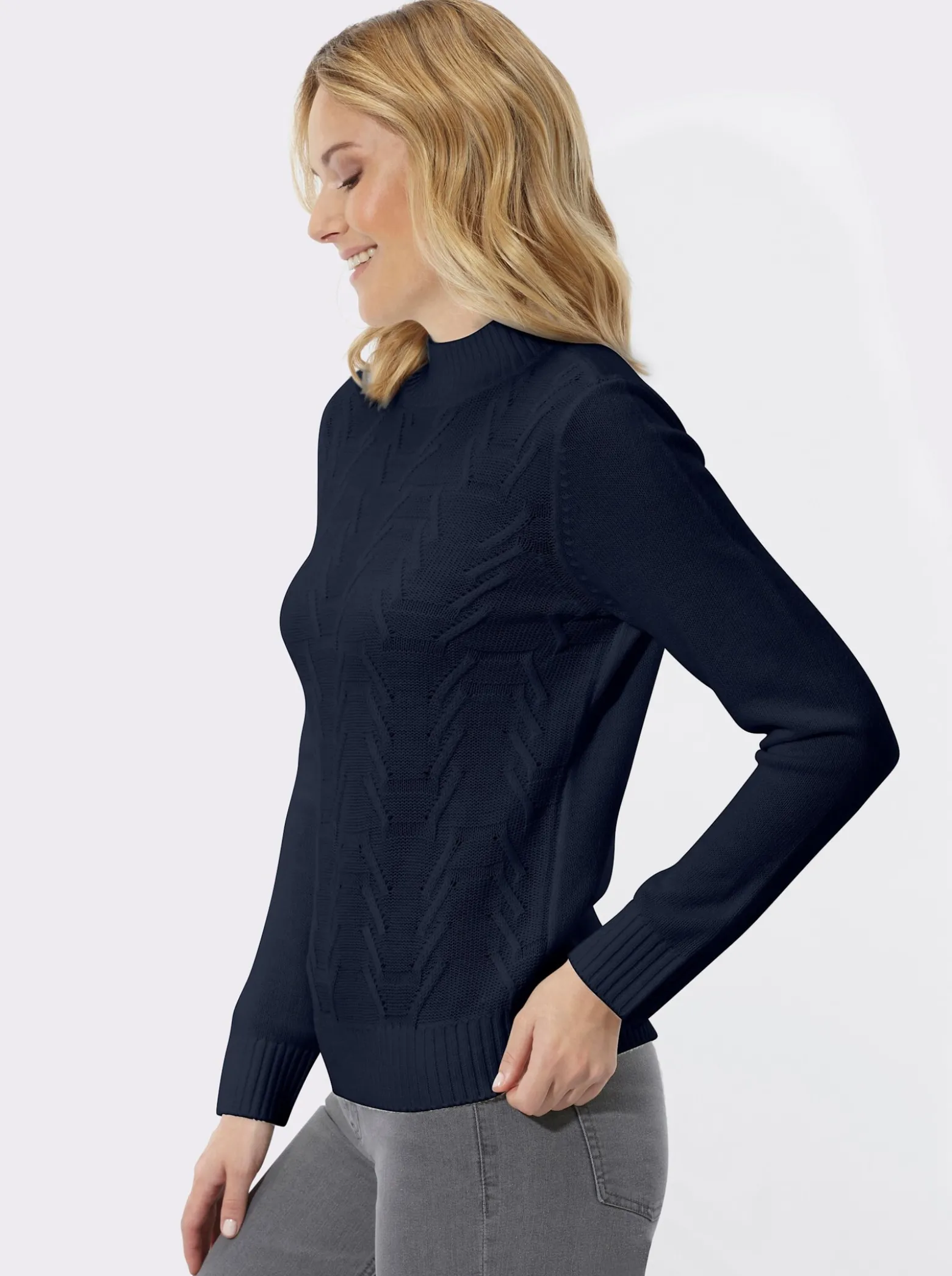Stehkragenpullover mit Strukturmuster