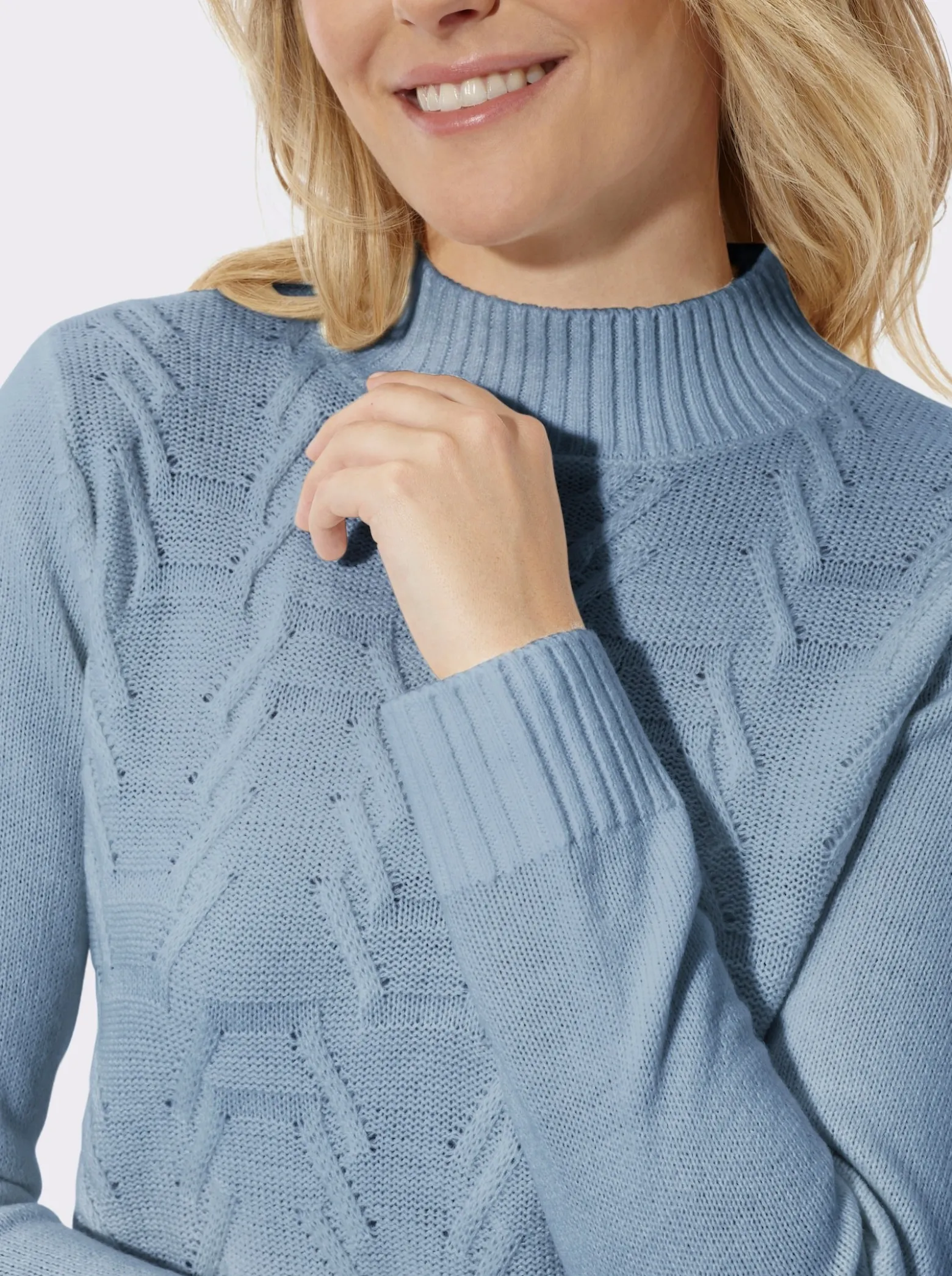 Stehkragenpullover mit Strukturmuster