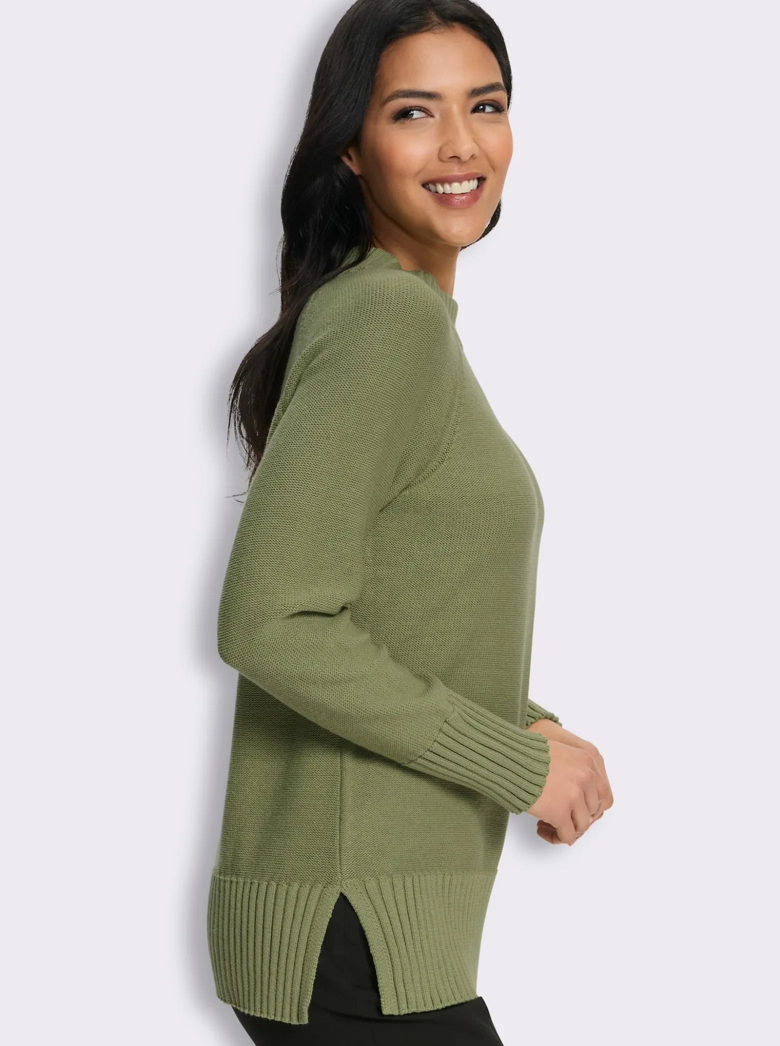 Stehkragenpullover mit Zierknopfleiste hinten