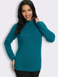 Stehkragenpullover mit Zopfmuster