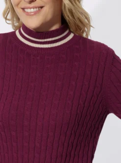 Stehkragenpullover mit Zopfmuster