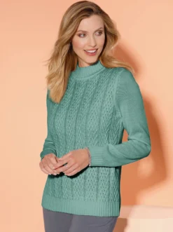 Stehkragenpullover mit Zopfmuster