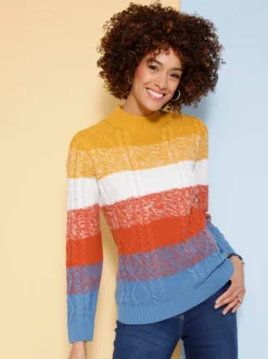 Stehkragenpullover mit Zopfmuster