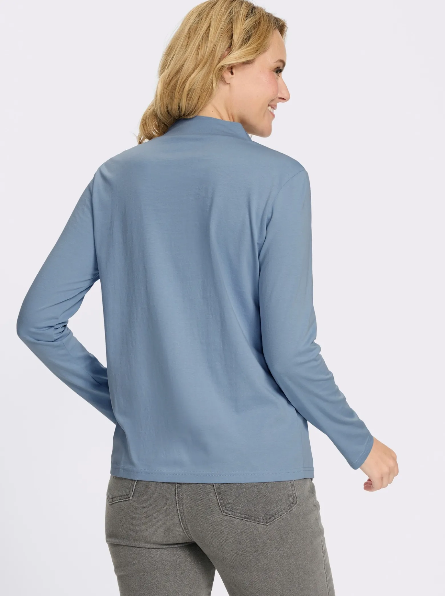 Stehkragenshirt aus reiner Baumwolle