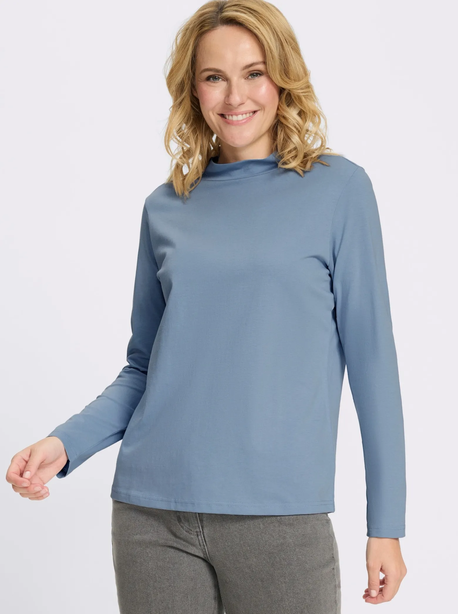 Stehkragenshirt aus reiner Baumwolle
