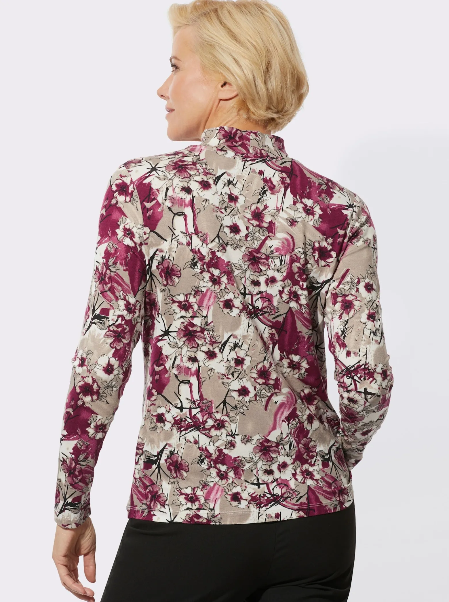 Stehkragenshirt in ECOVERO-Qualität von Lenzing