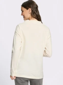 Stehkragenshirt mit platziertem Schriftzug