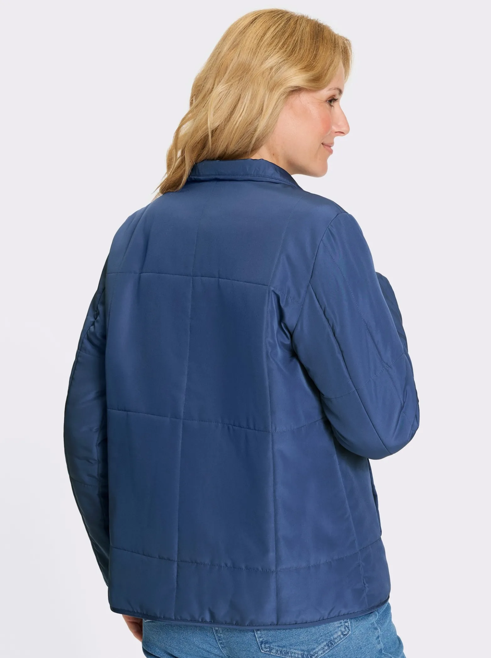 Steppjacke für den Übergang