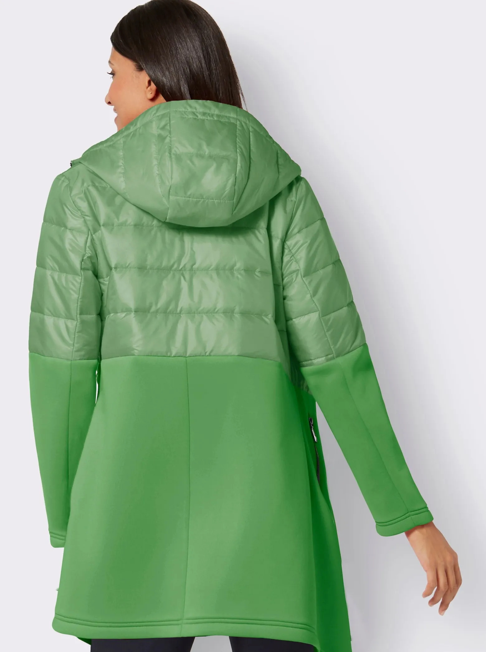 Steppjacke im Material-Mix