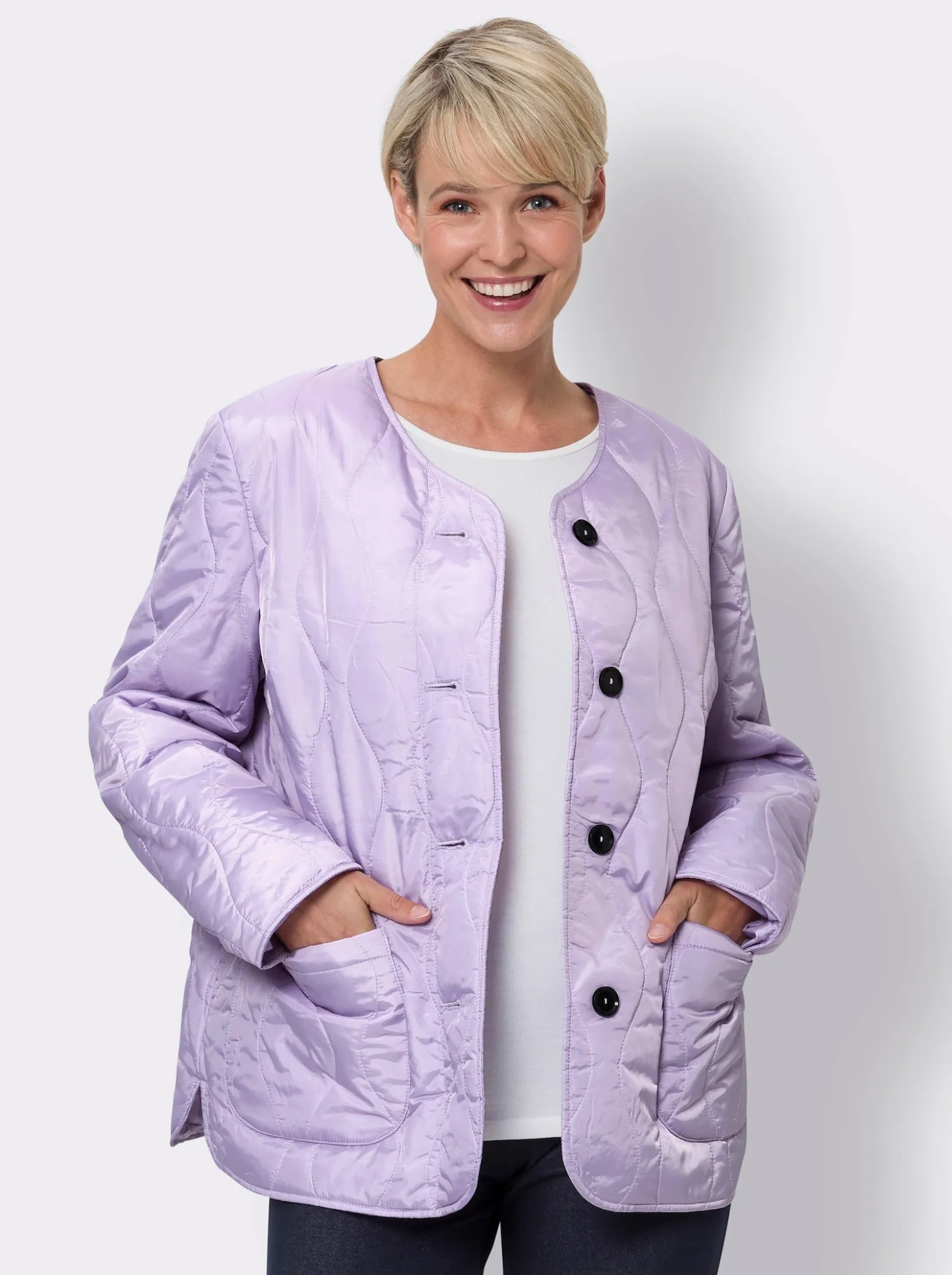 Steppjacke in kastigem Schnitt