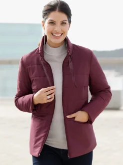Steppjacke in kastiger Form