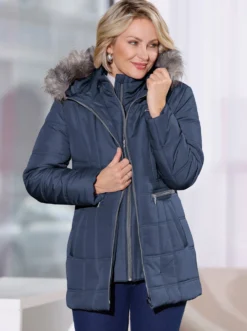 Steppjacke mit abnehmbarer Kapuze, wattiert