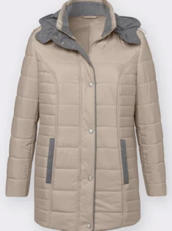 Steppjacke mit abnehmbarer Kapuze