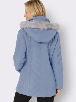Steppjacke mit abnehmbarer Kapuze
