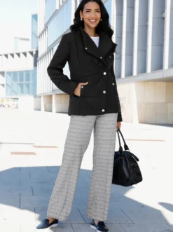Steppjacke mit asymmetrischer Knopfleiste